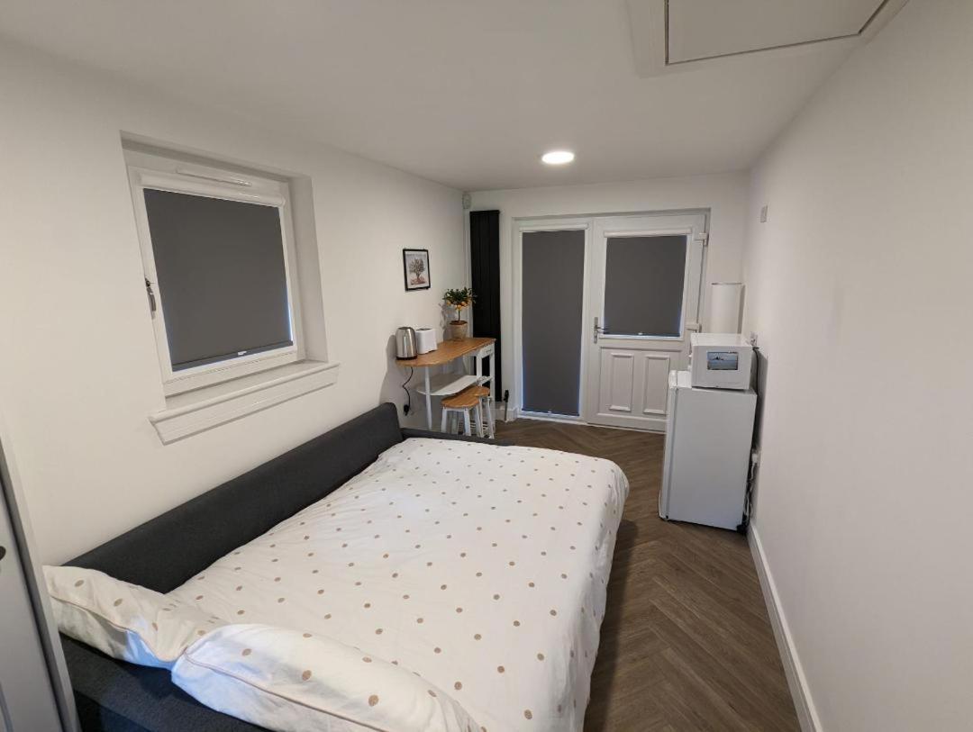 Homestay En-suite Double With Private Entrance *