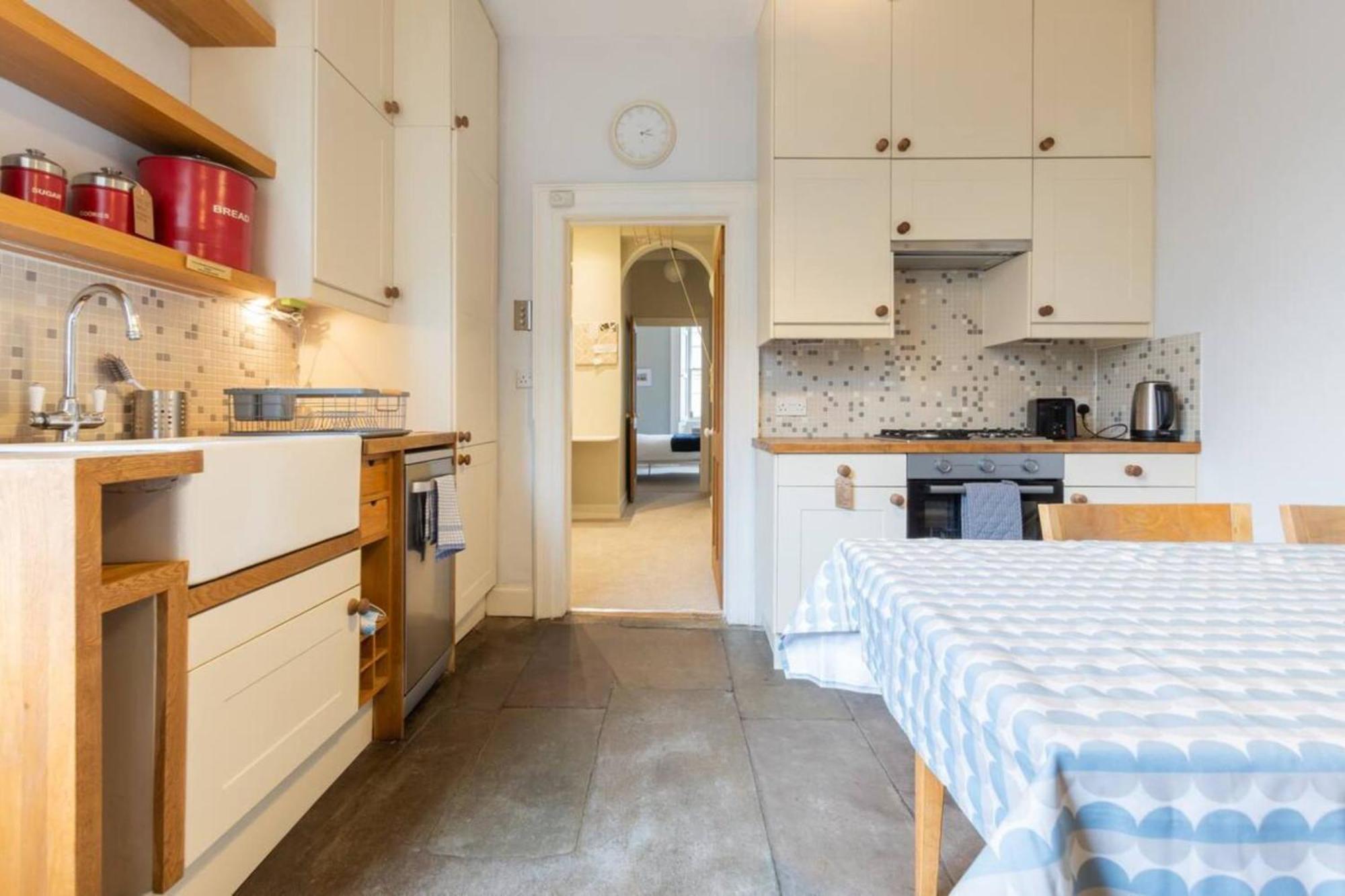 Apartment Beautiful 1 Bedroom Flat In Vibrant Stockbridge