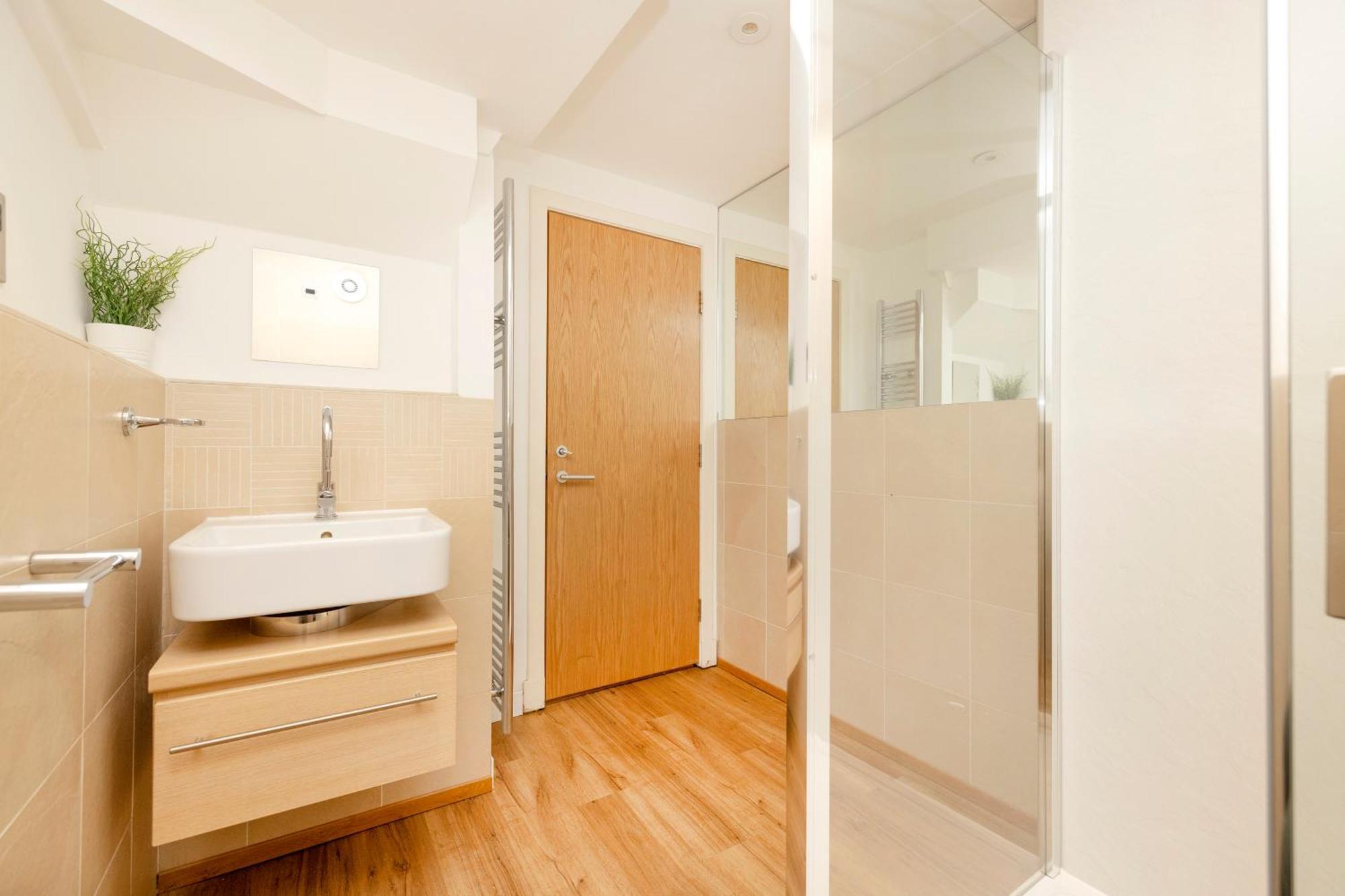 Apartment Joivy Chic 2-br Flats Near Castle *