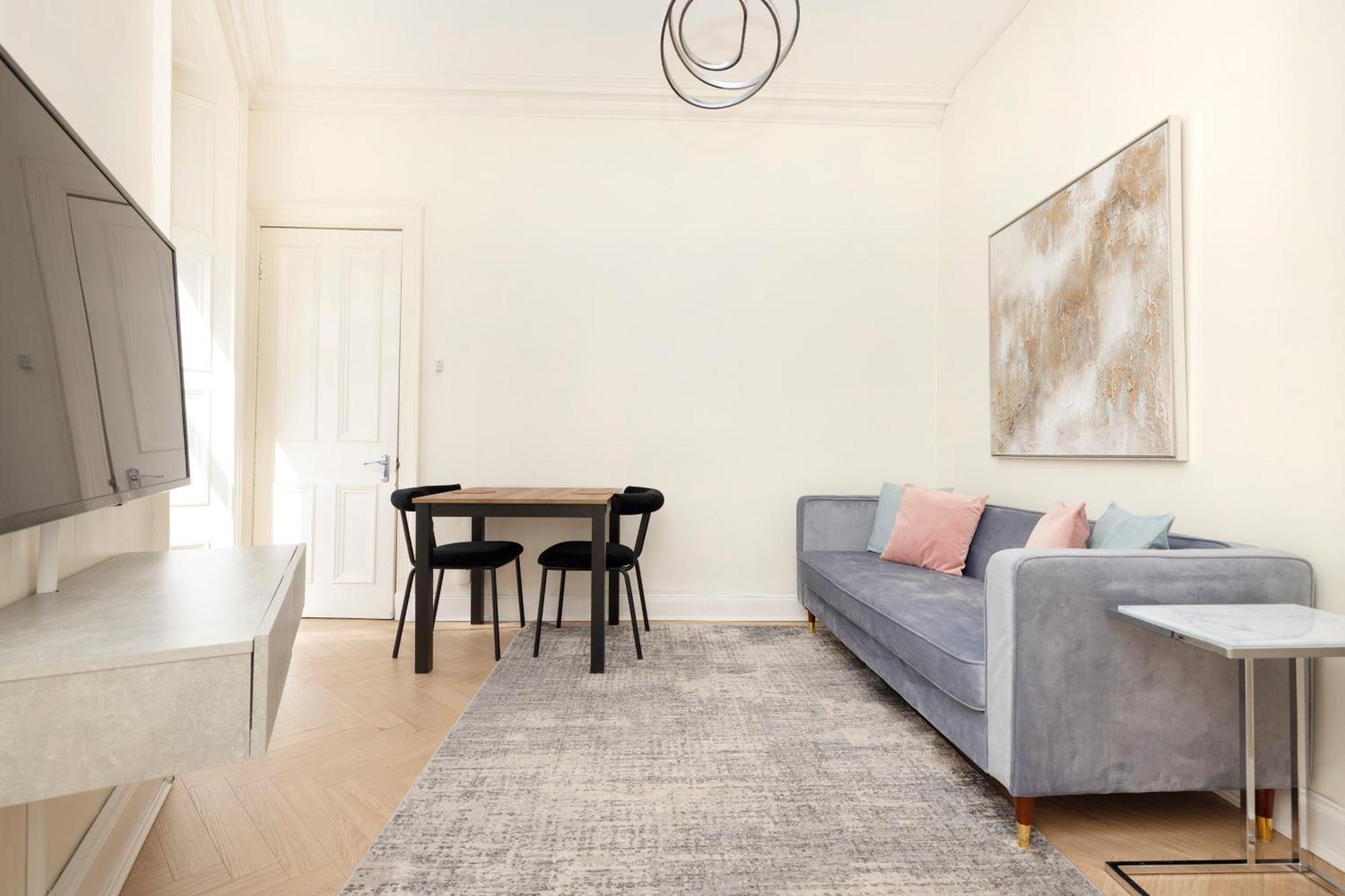 Apartment Joivy Modern Flat In City Centre - For Up To 3 Guests