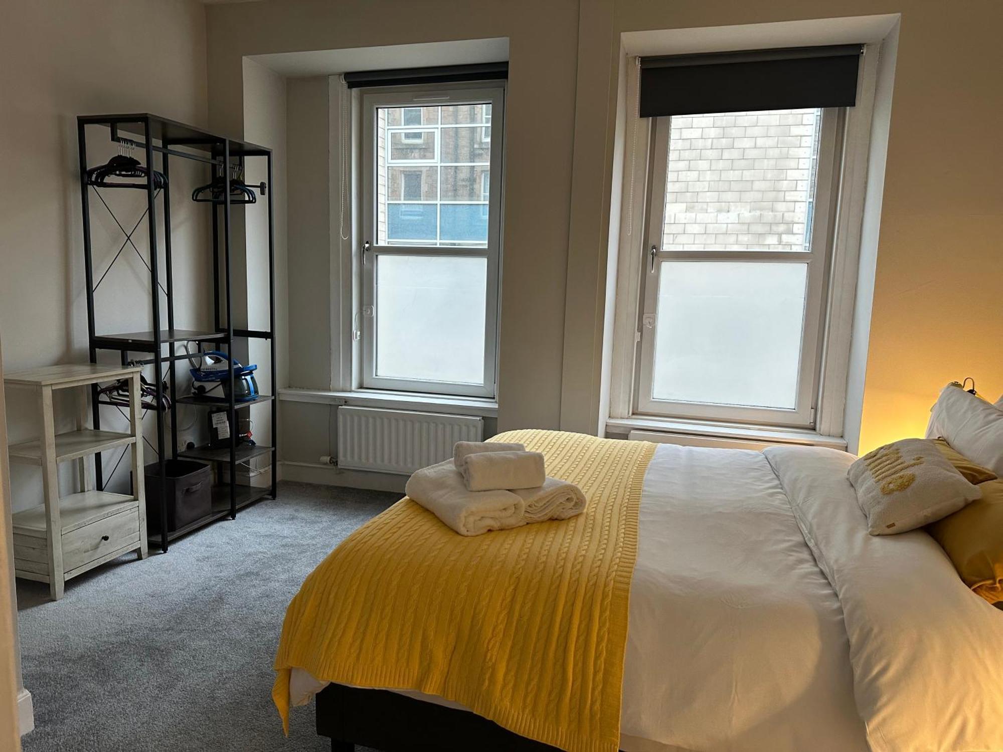 Two Bed Apartment *