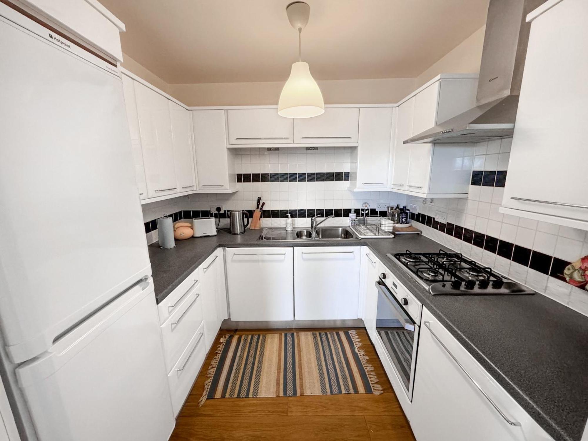 Arthurs Penthouse - Central Leith Walk 2-storey - Free Parking & Fast Wifi *