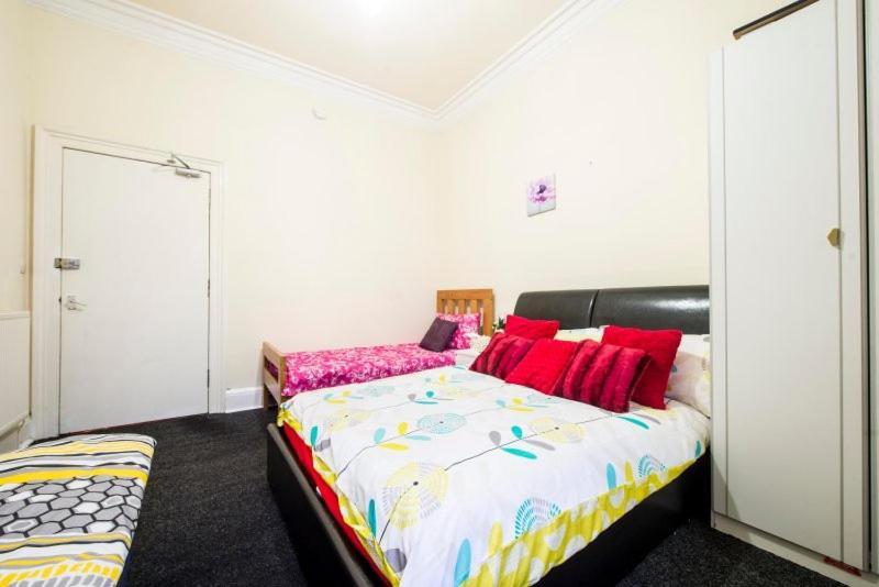 Morrison Apartment *