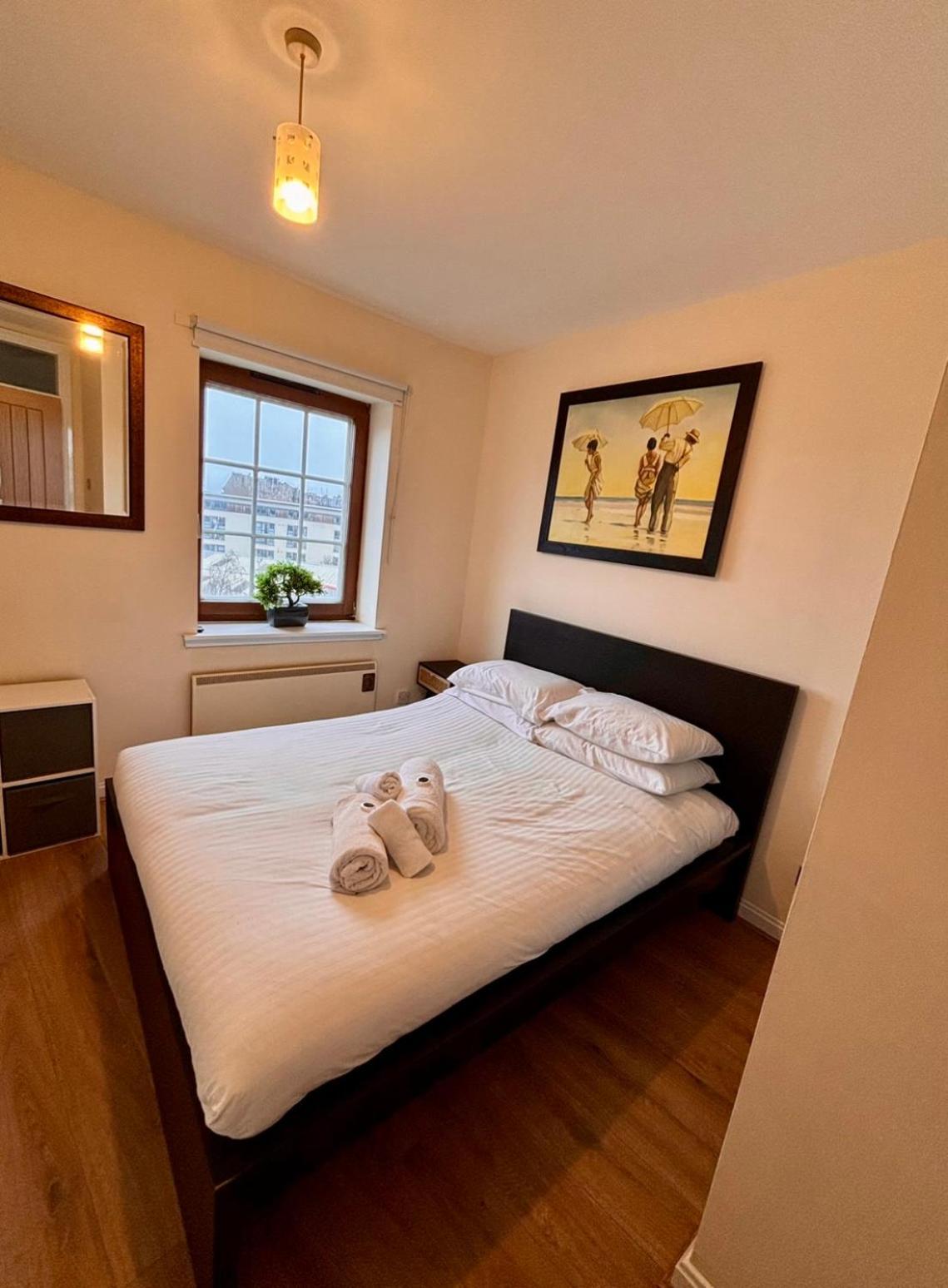 Apartment Sunshine On Leith. The River View Apartment! *