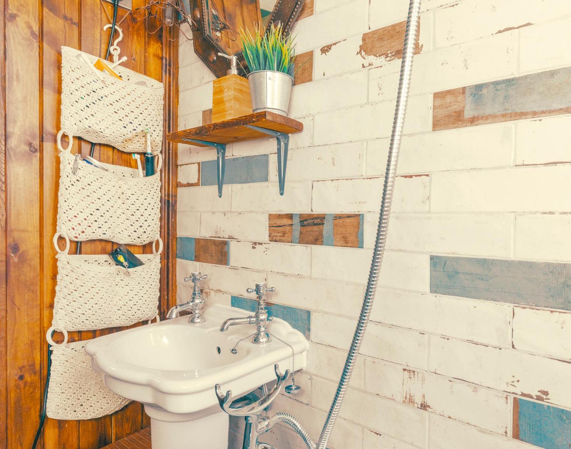 Charming City Centre Flat With Warmth & Character Edinburgh