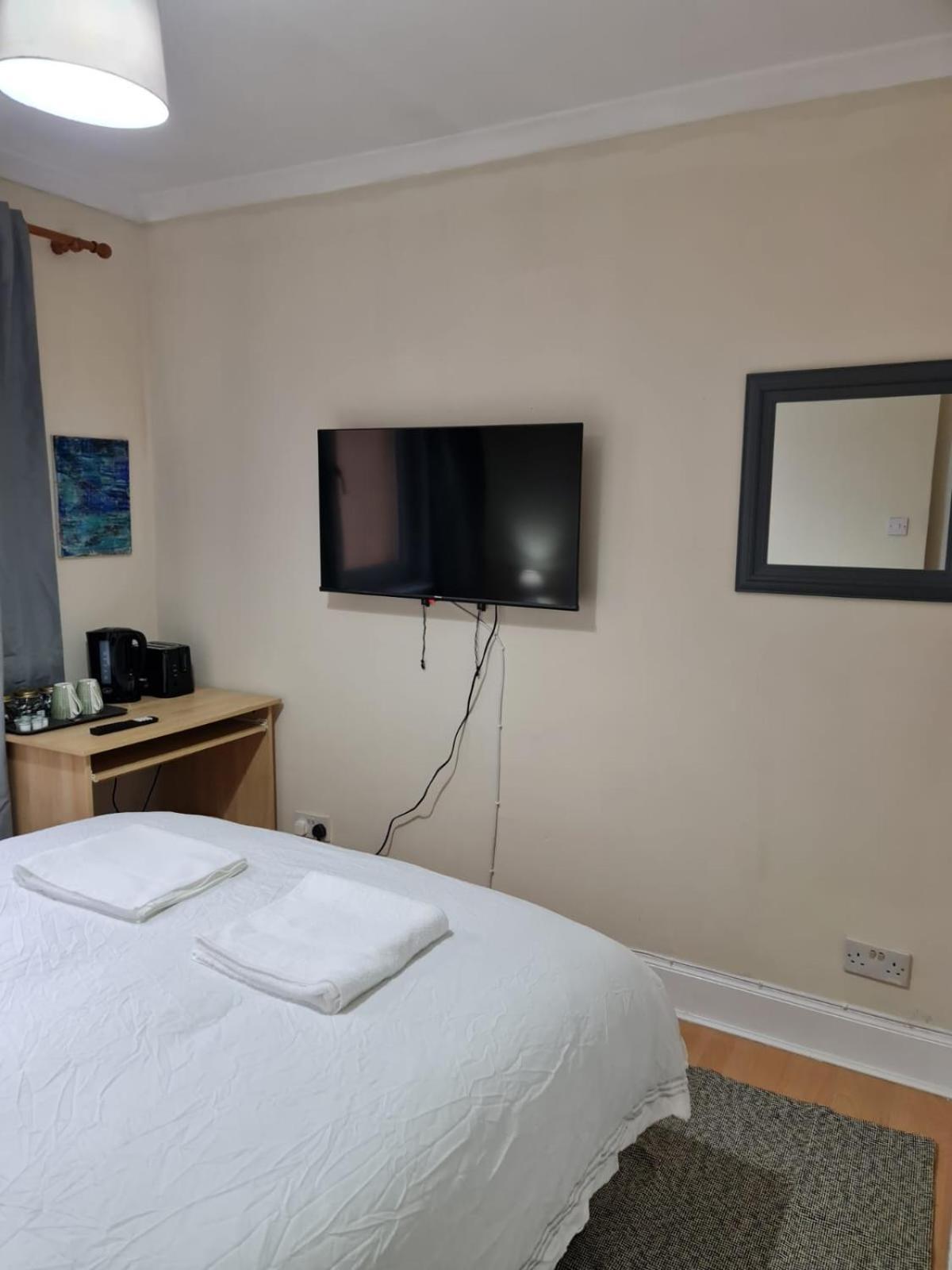 Arthur St Apartment *