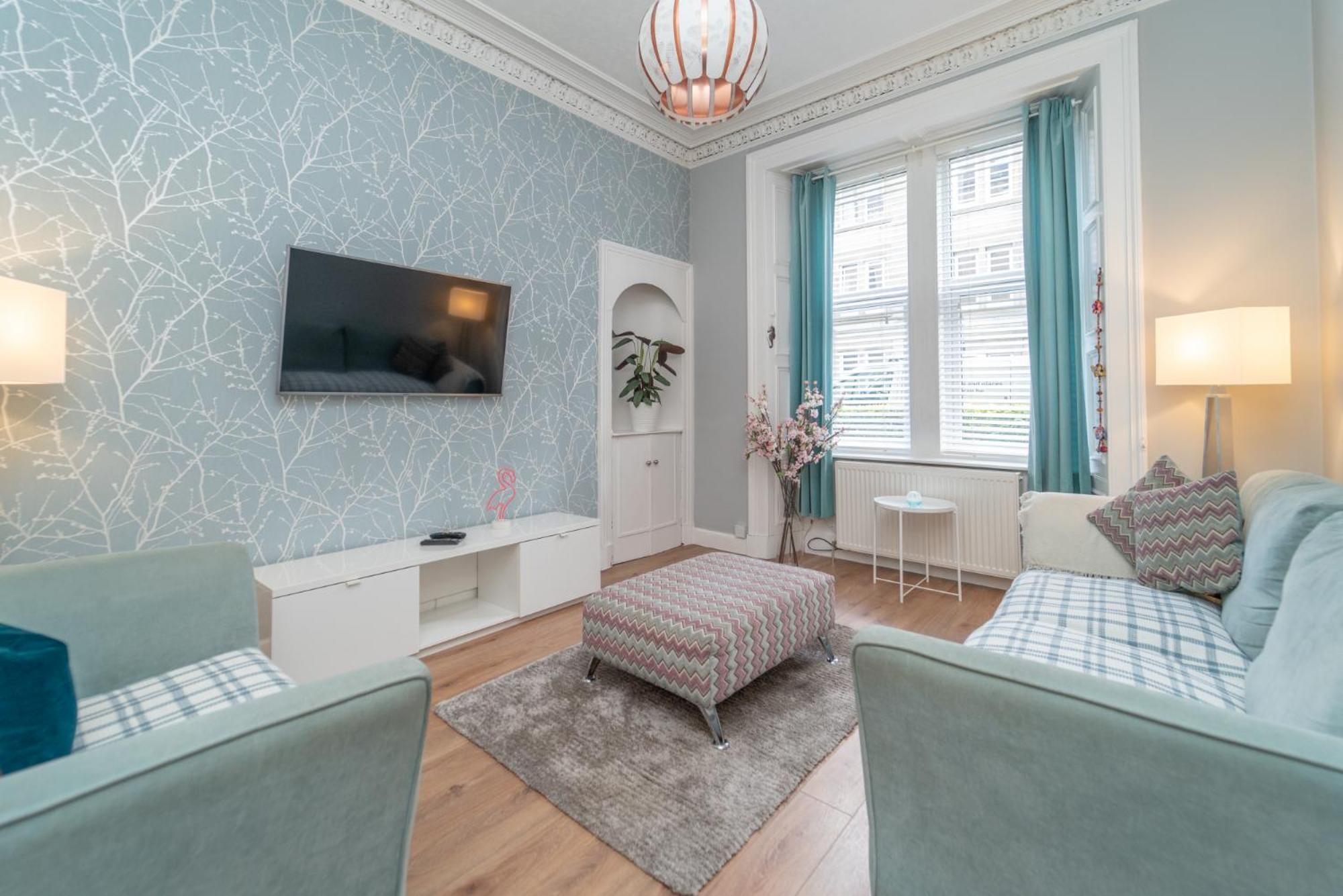 Beautiful Spacious Victorian Town House * Edinburgh