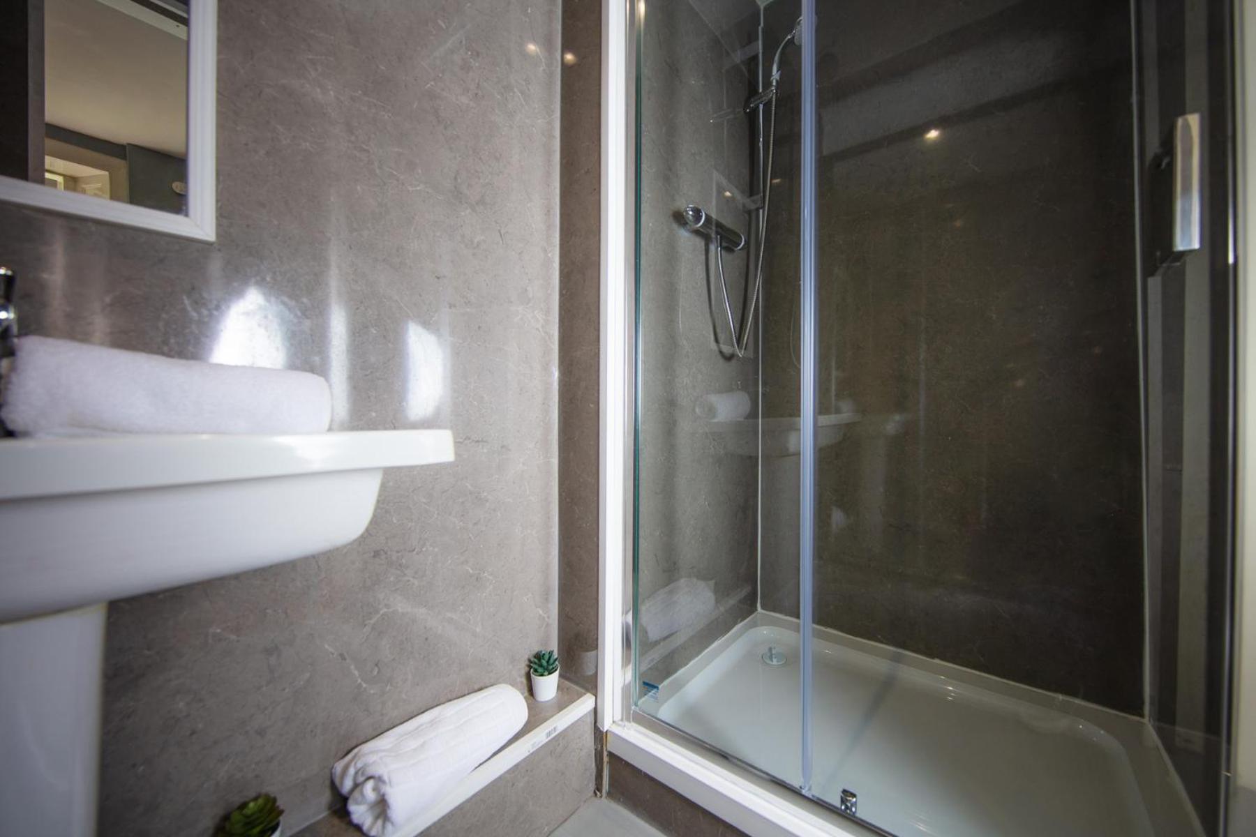 Comfortable, Spacious Retreat, By The Meadows! Appartement *