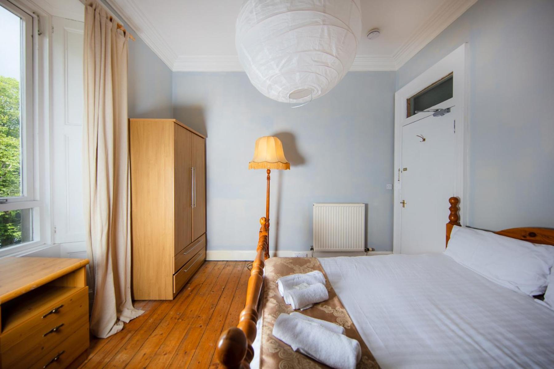 Comfortable, Spacious Retreat, By The Meadows! *