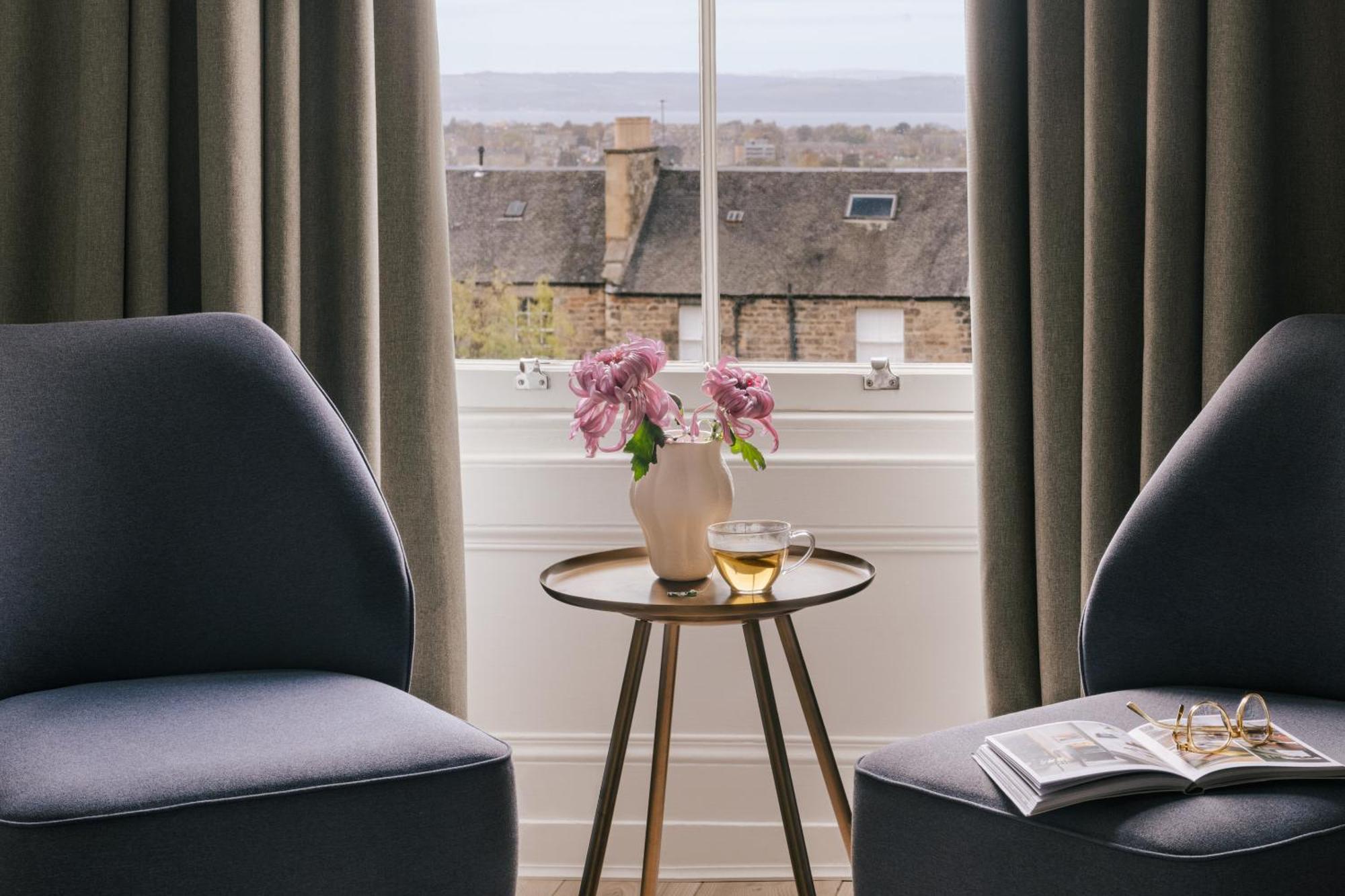Sonder Royal Garden Aparthotel EDI