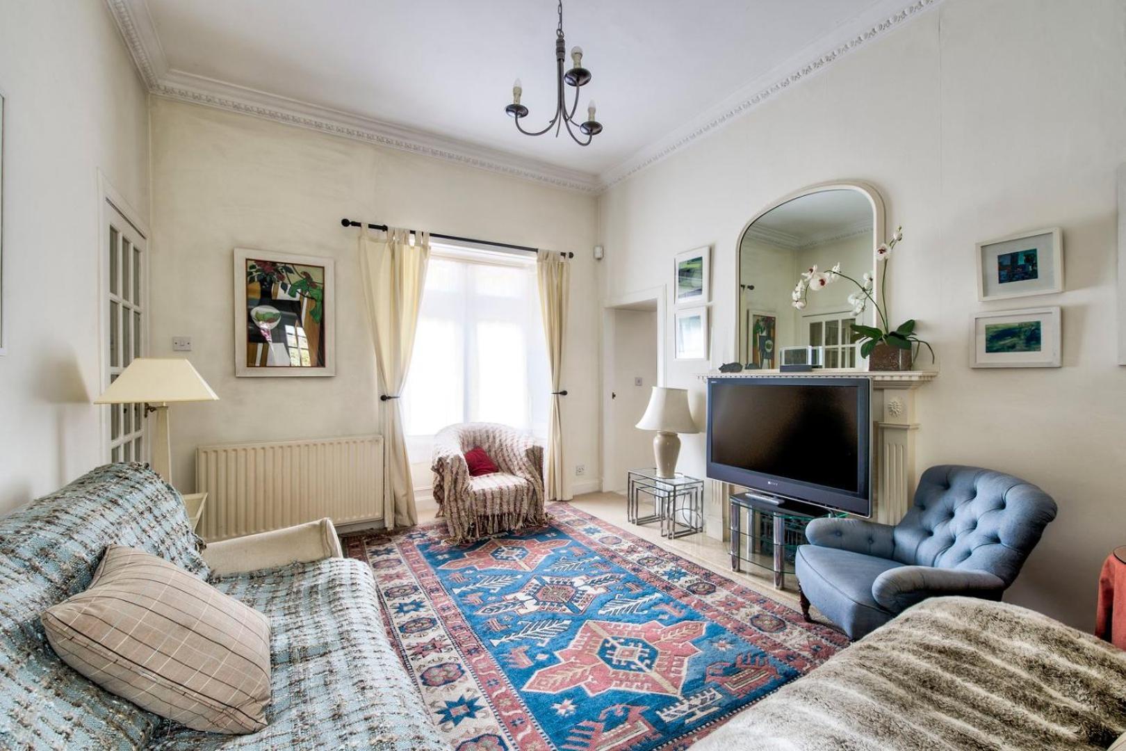 Guestready - Classic Charm Near Holyrood Park Holiday home *