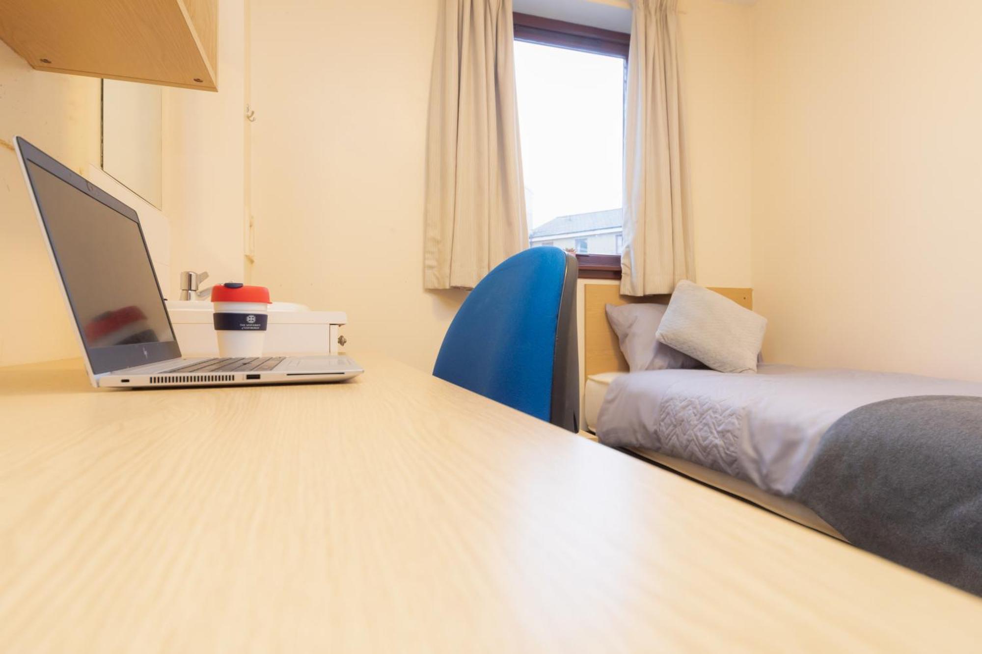 Joivy Economy 4 And 5 Bed Flats, Close To Old Town And Royal Mile - Adults Only * Édimbourg