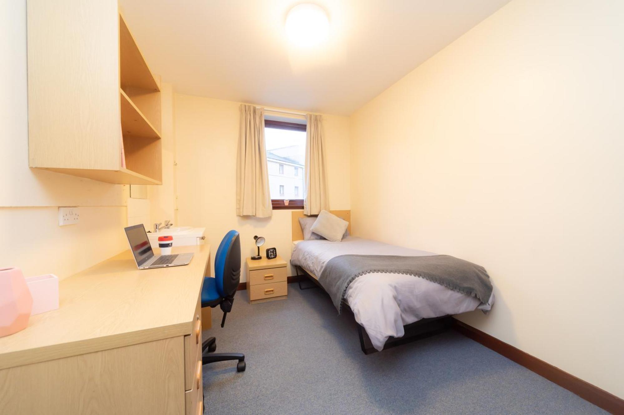 Joivy Economy 4 And 5 Bed Flats, Close To Old Town And Royal Mile - Adults Only * Édimbourg