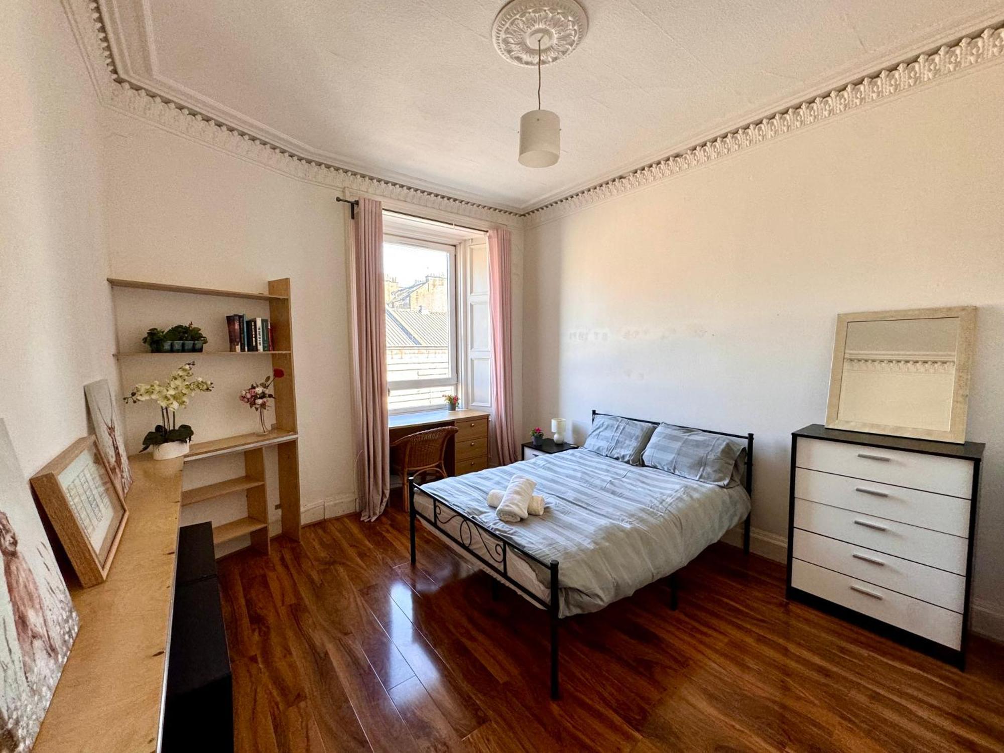 Apartment Slatefords Victorian - Fast Wifi & Central - 10 Mins To Princes Street *