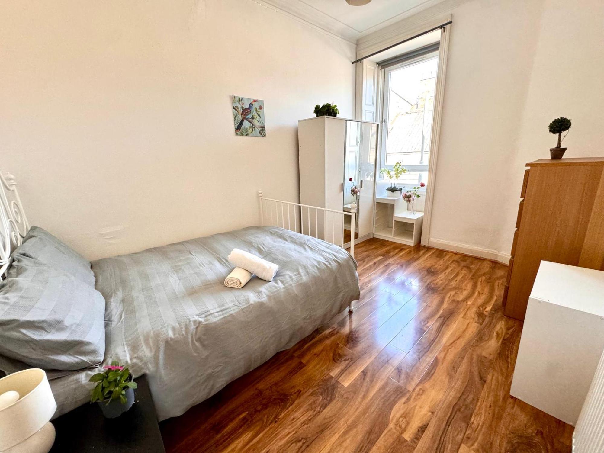 Apartment Slatefords Victorian - Fast Wifi & Central - 10 Mins To Princes Street *