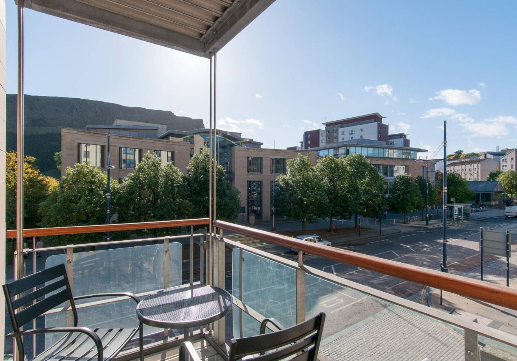 Holyrood Road Park - 379 Apartment Edinburgh