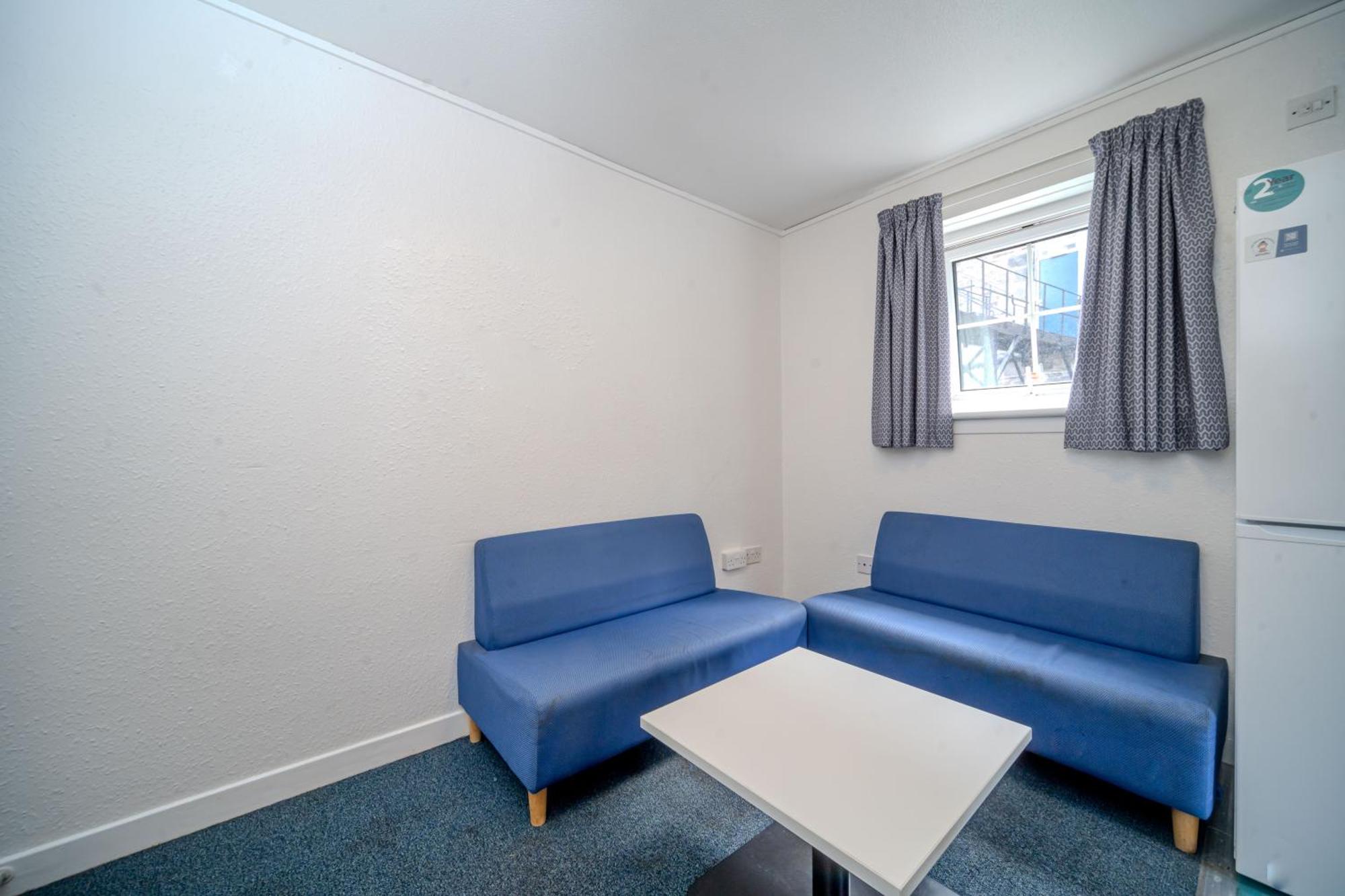 Joivy Budget 4,5 And 6 Bed Private Flats, In Historic Old Town (adults Only) Edinburgh