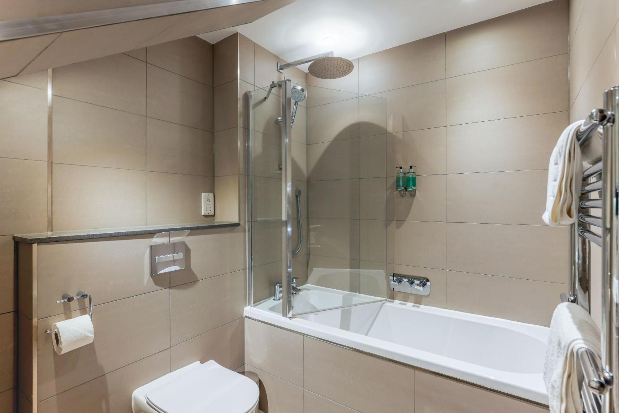 Dragon - Centre 2 Bed Apartment *