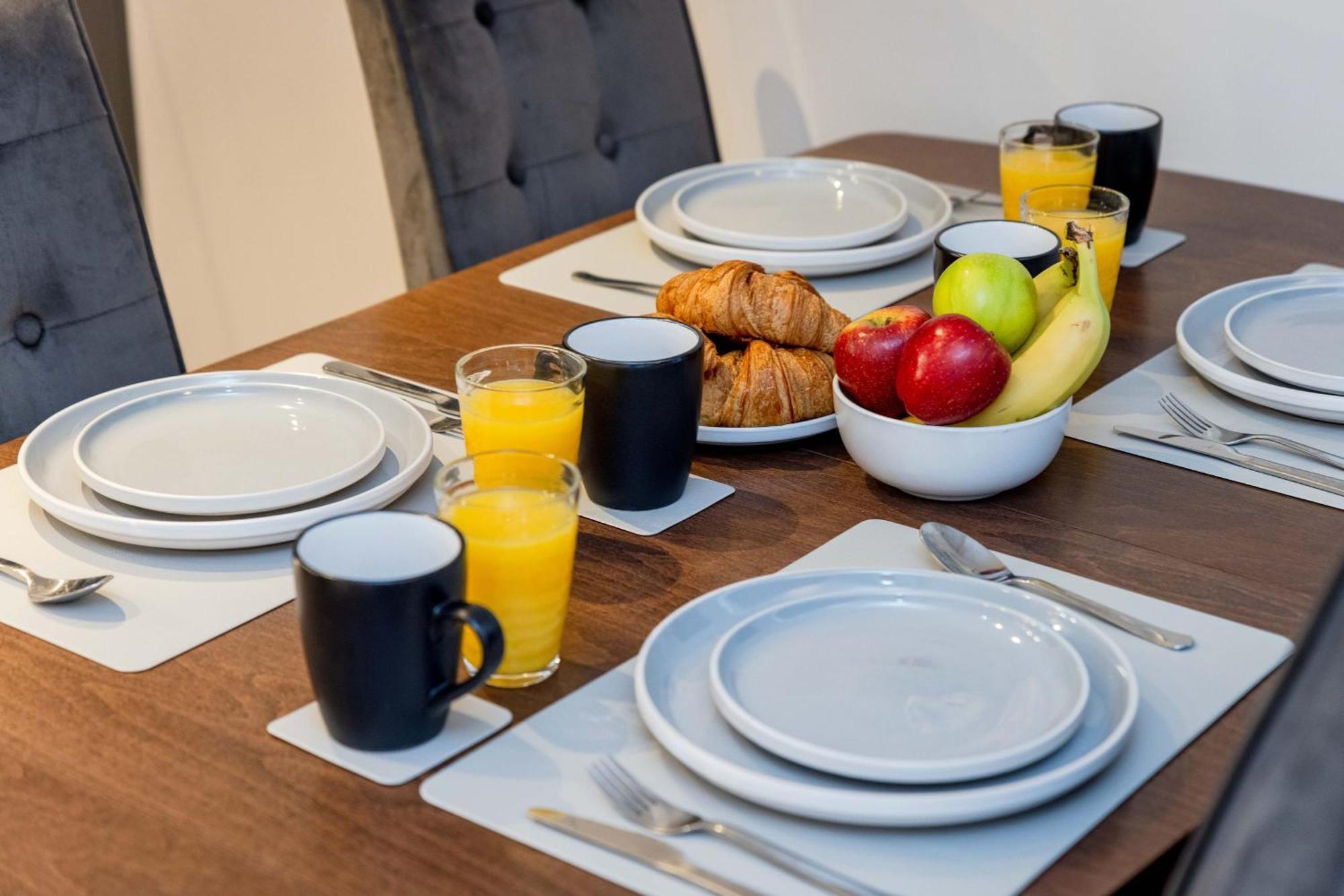 Dragon - Centre 2 Bed * EDI