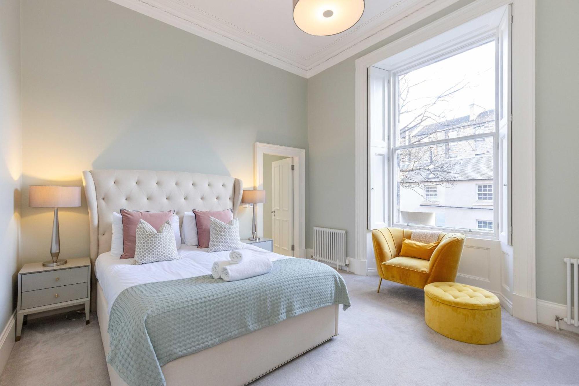 Dragon - Alina - 1 Bed Centre Luxury *
