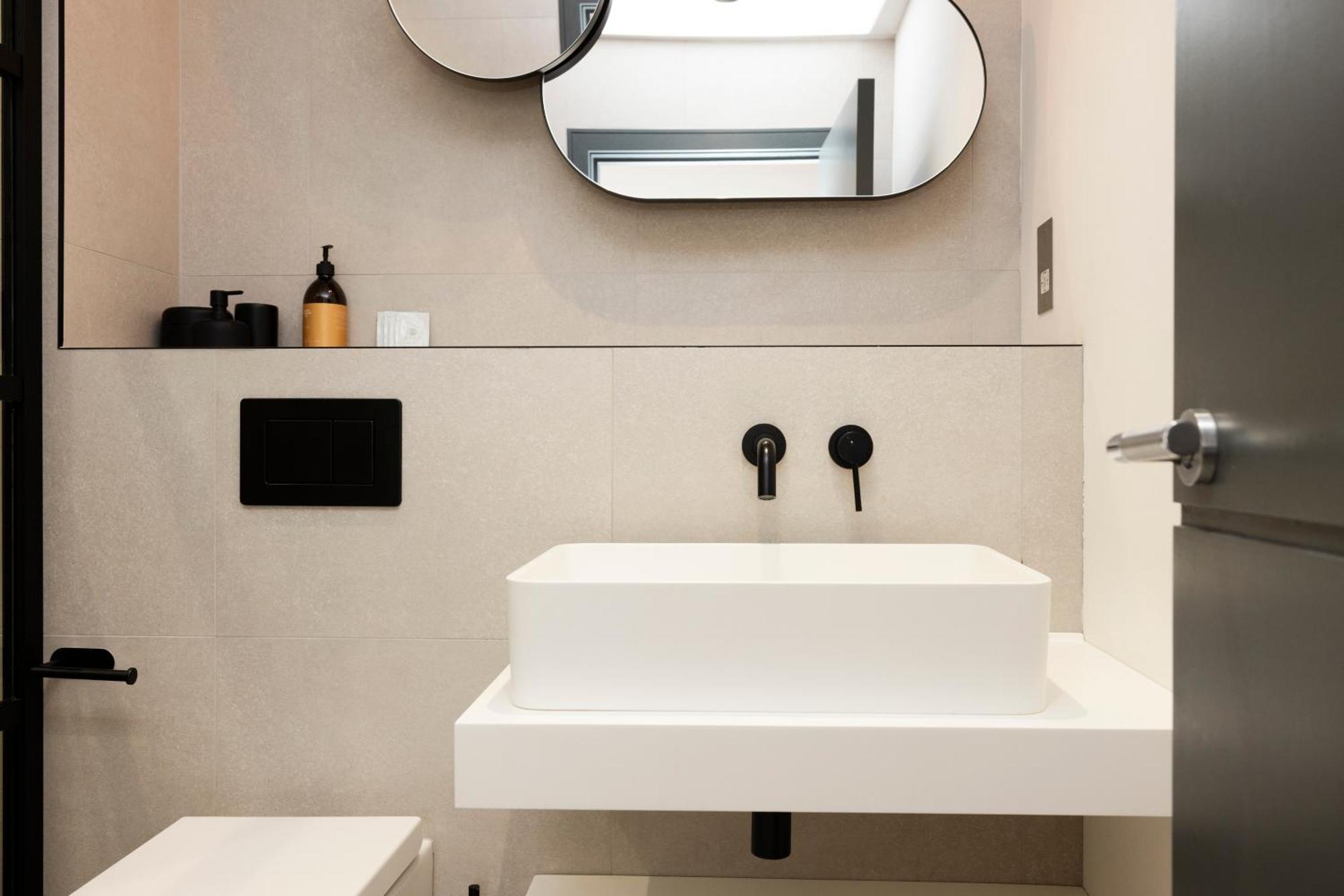 Apartment Joivy Fabulous With Bay View Terrace *