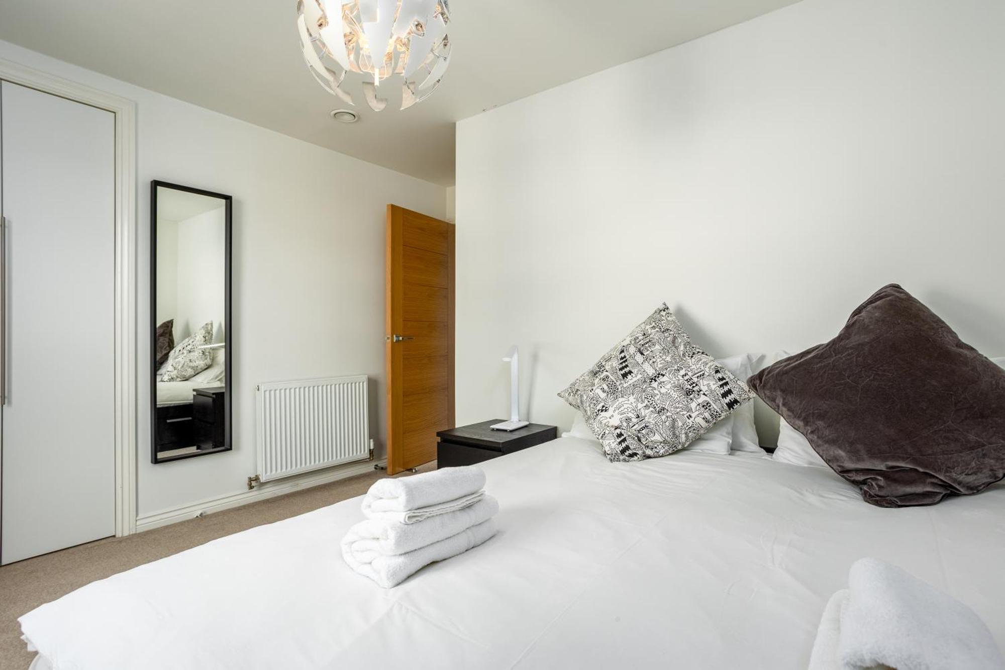 Comfy 2 Bedroom Near Centre *