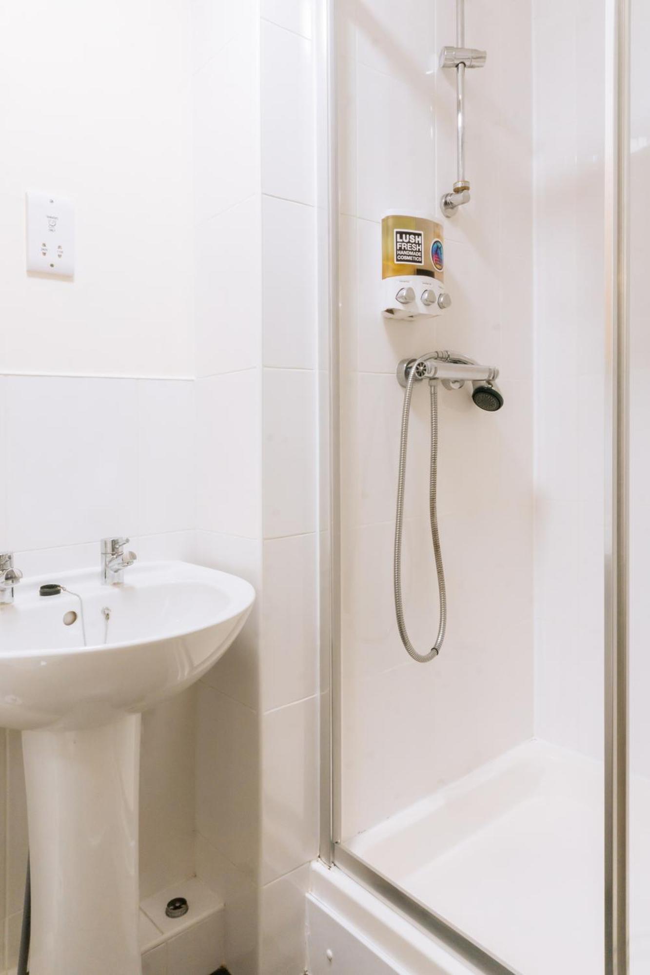 Appartement Stylish 3 Bedroom Near Hollyrood Park *