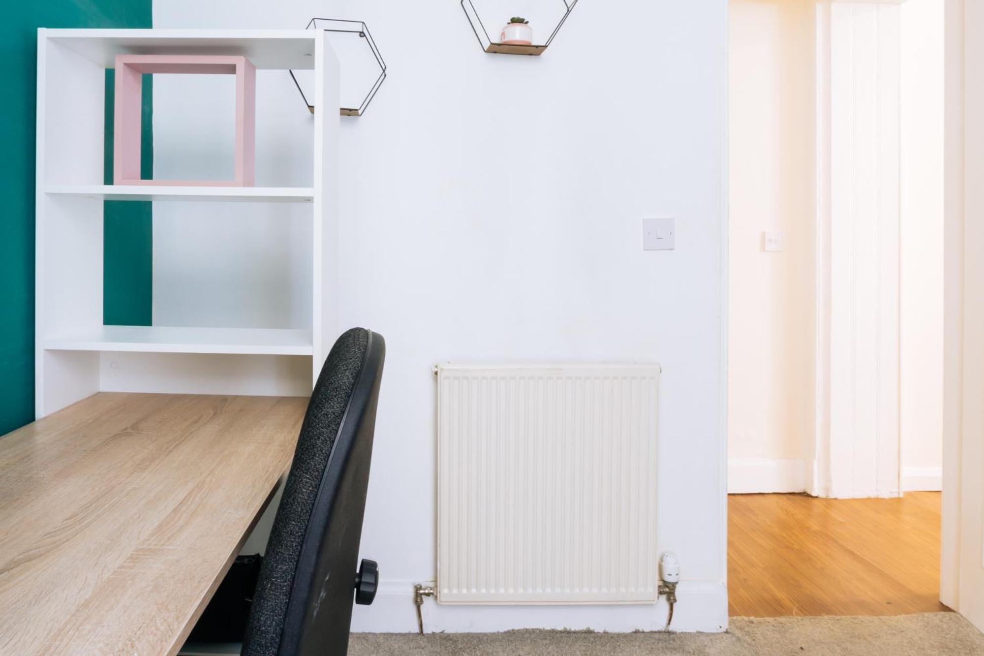Homely 3 Bedroom In The Heart Of Apartment Edinburgh
