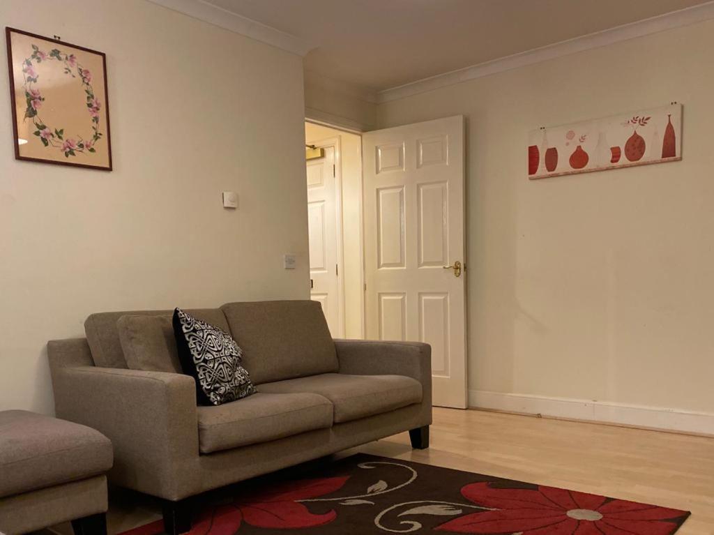 Metrolets Valley Apartment