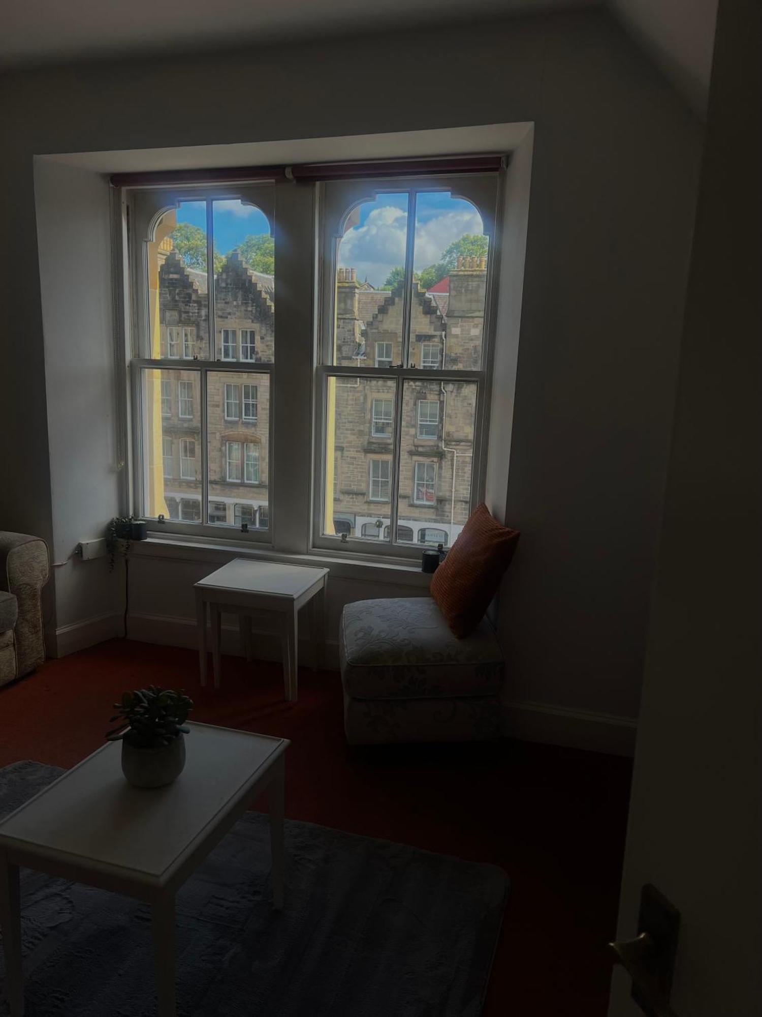 In Edinburgh, Old Town * Édimbourg