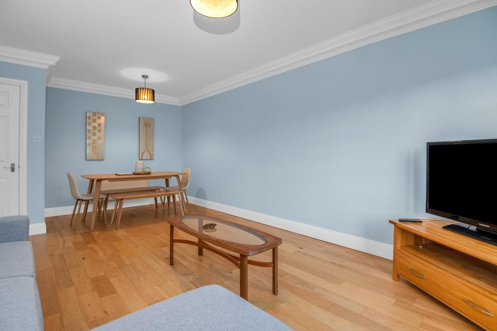 Guestready - Light & Airy In New Town * Edinburgh