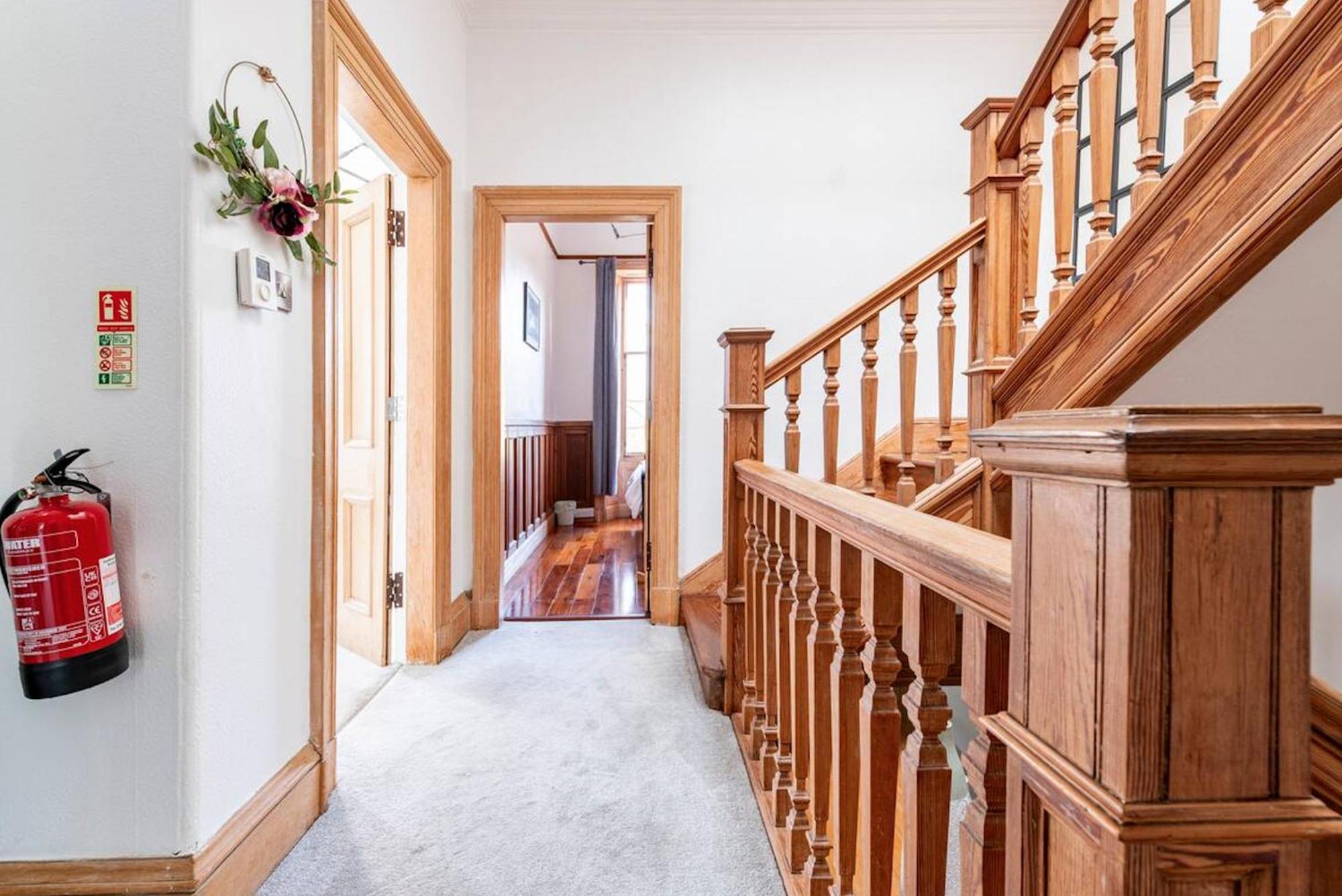 Lady Road Apartment EDI