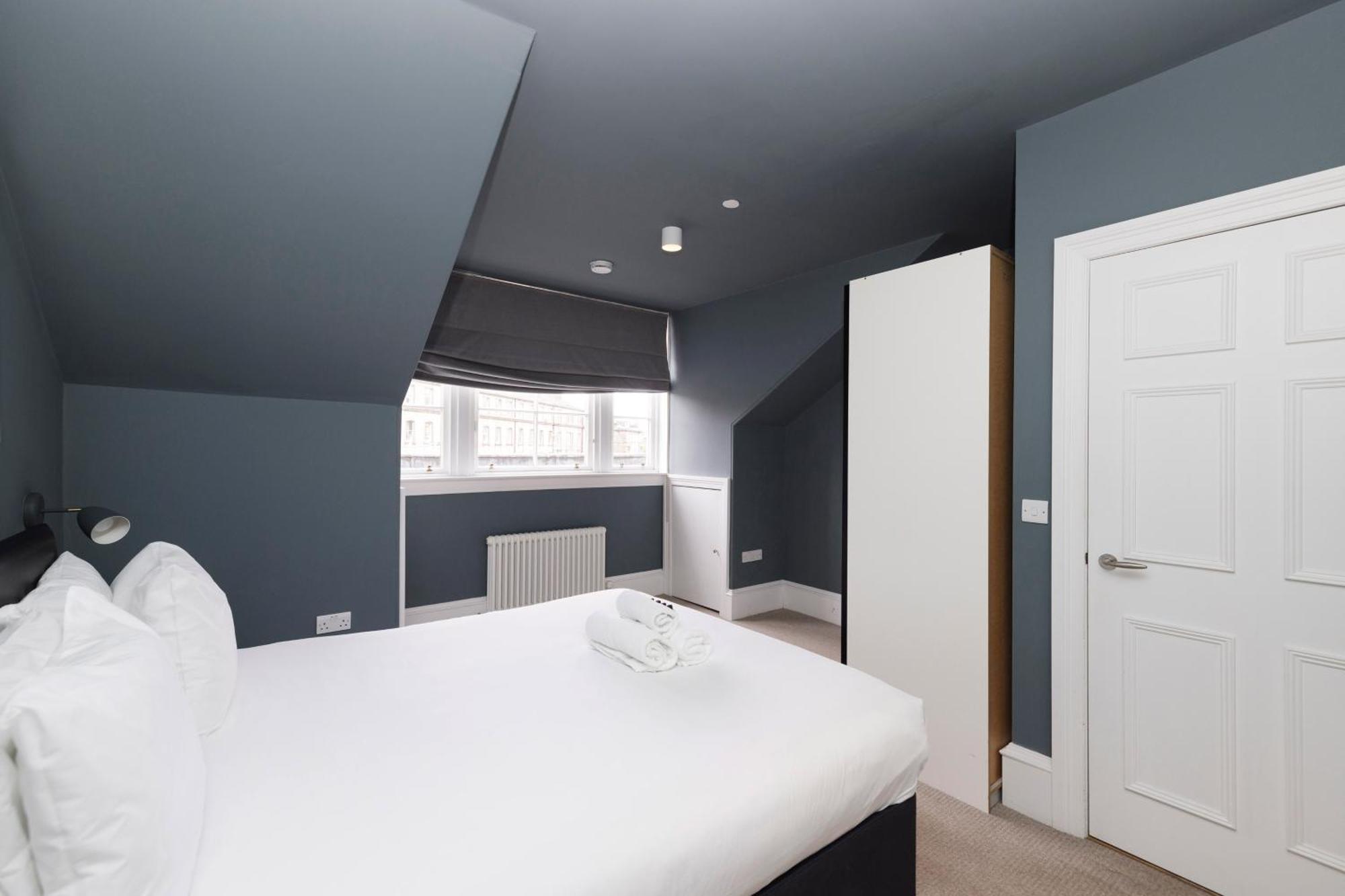 Joivy Spacious 2br Apt, Moments From West End Apartment Edinburgh