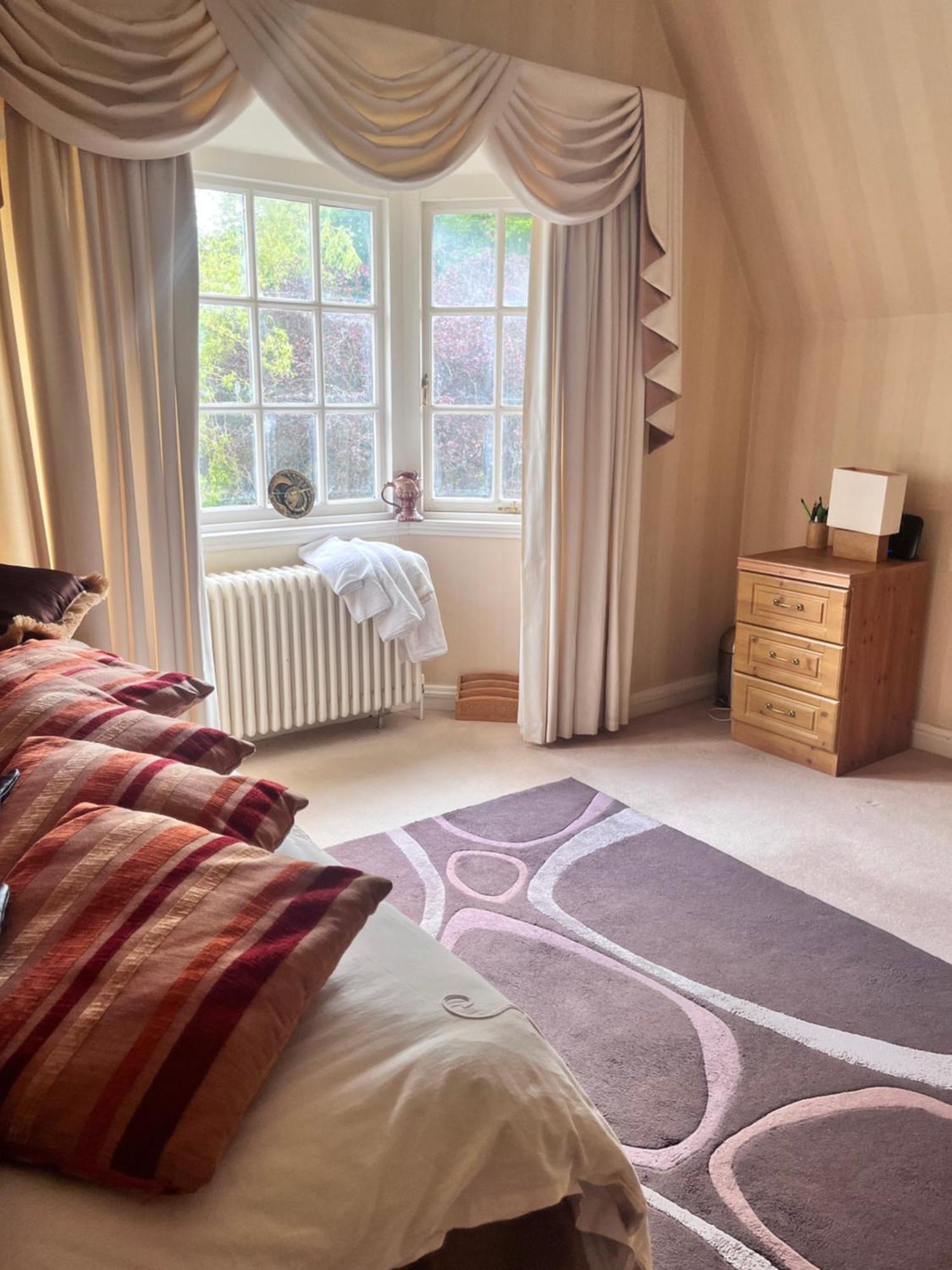 Homestay Private In Charming Detached House In Newington Edinburgh