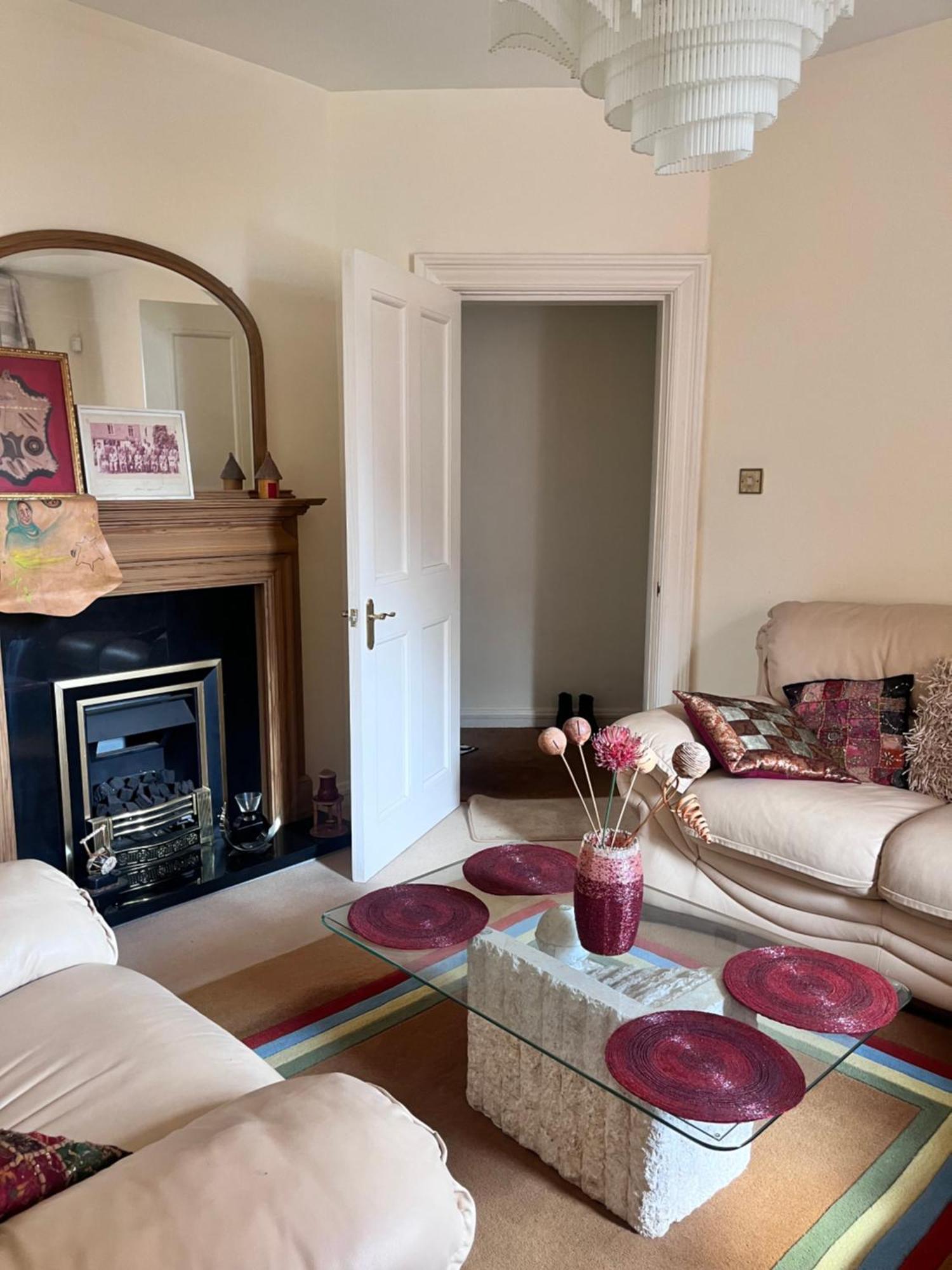 Private In Charming Detached House In Newington Edinburgh