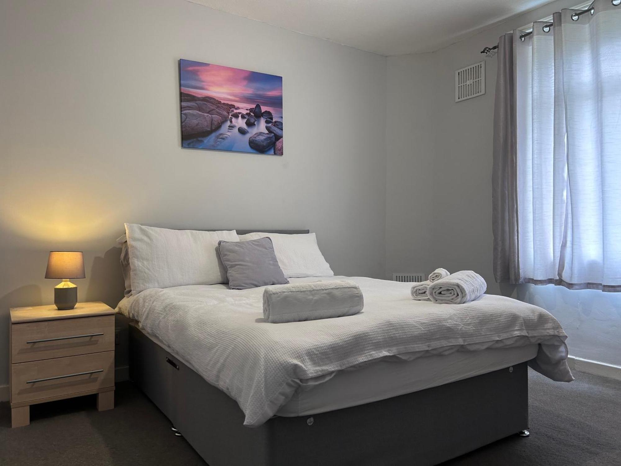 Urban Oasis:perfect In City Apartment