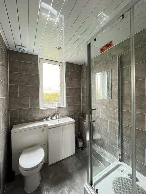 2 Bedrooms Holiday In Near City Center * Edinburgh