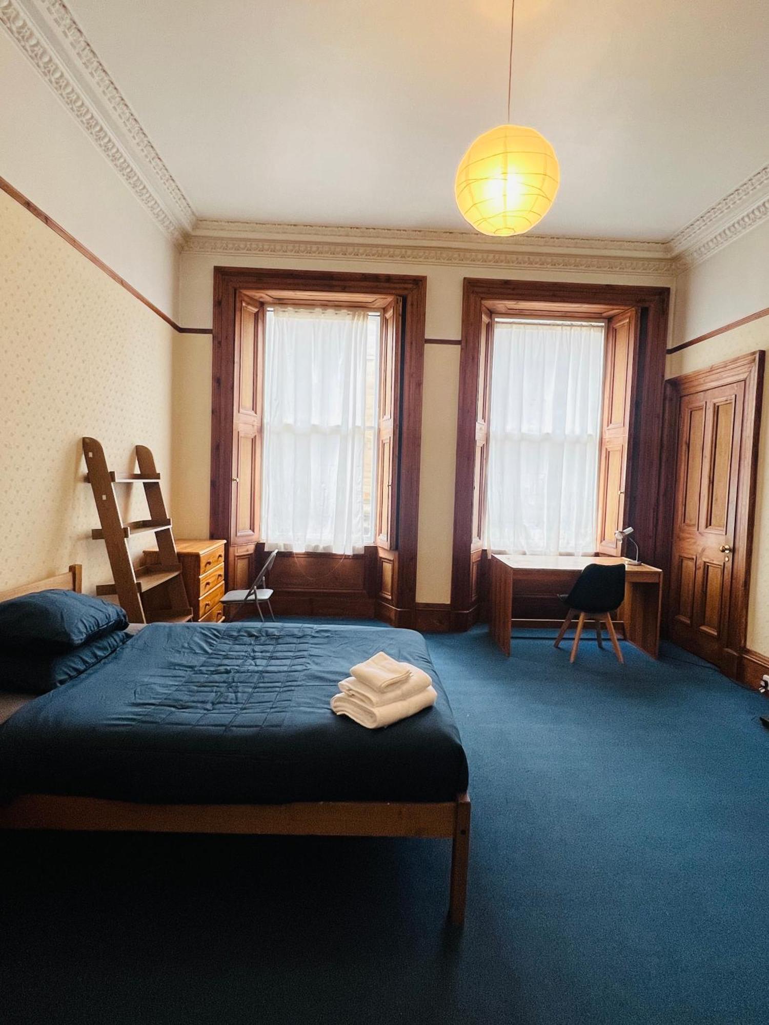 Massive 5bed 2bath Flat Available For Fringe Festival Appartement Édimbourg