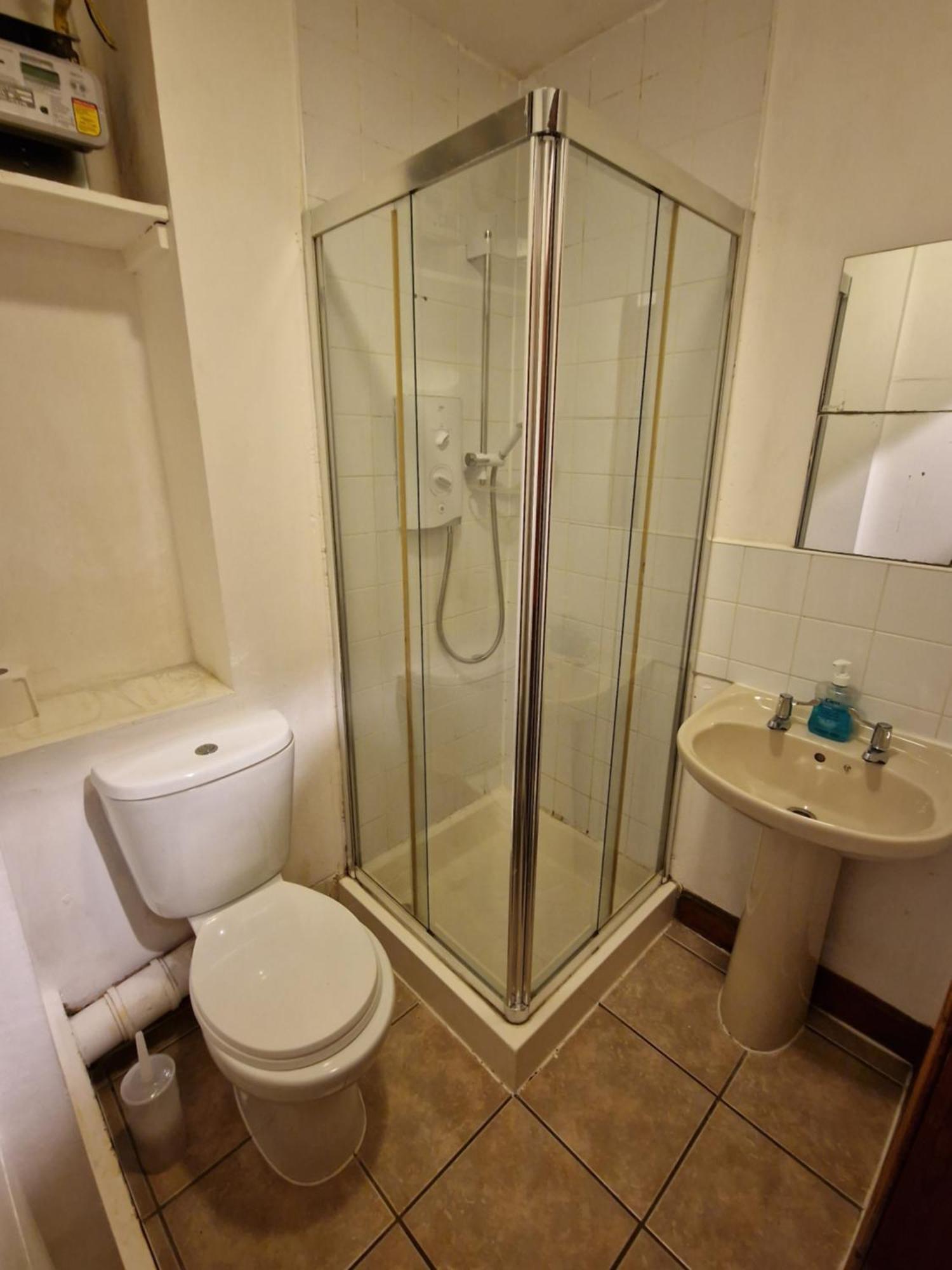 Massive 5bed 2bath Flat Available For Fringe Festival