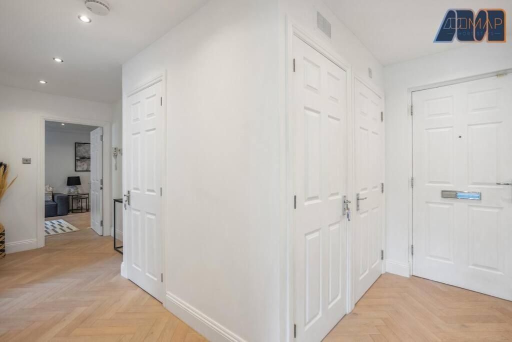 Modern 2 Bed Apartment