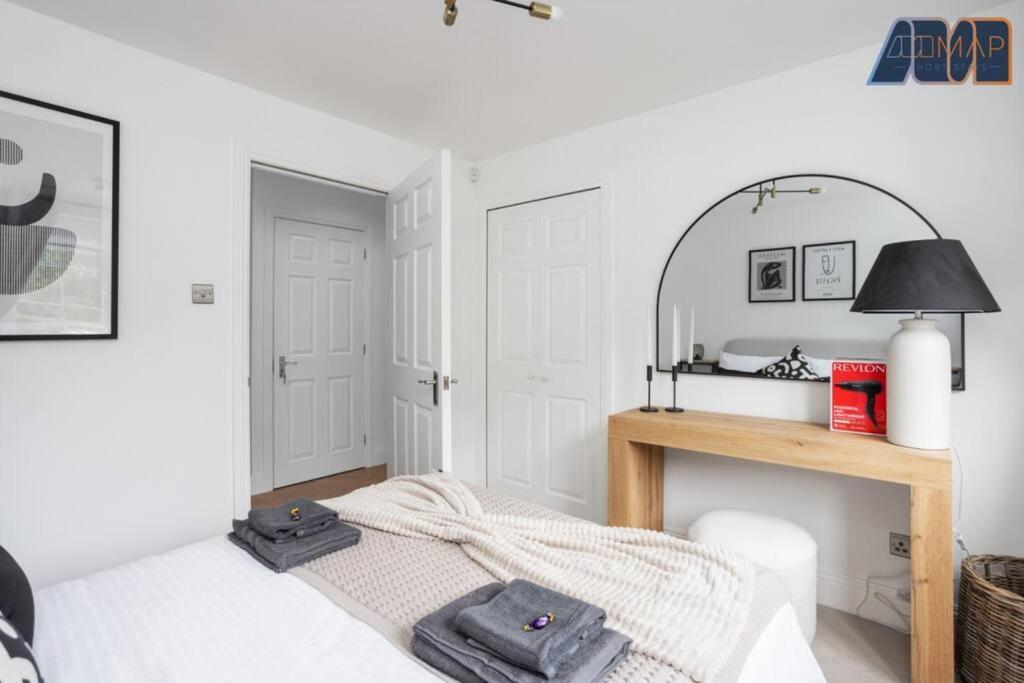 Modern 2 Bed *