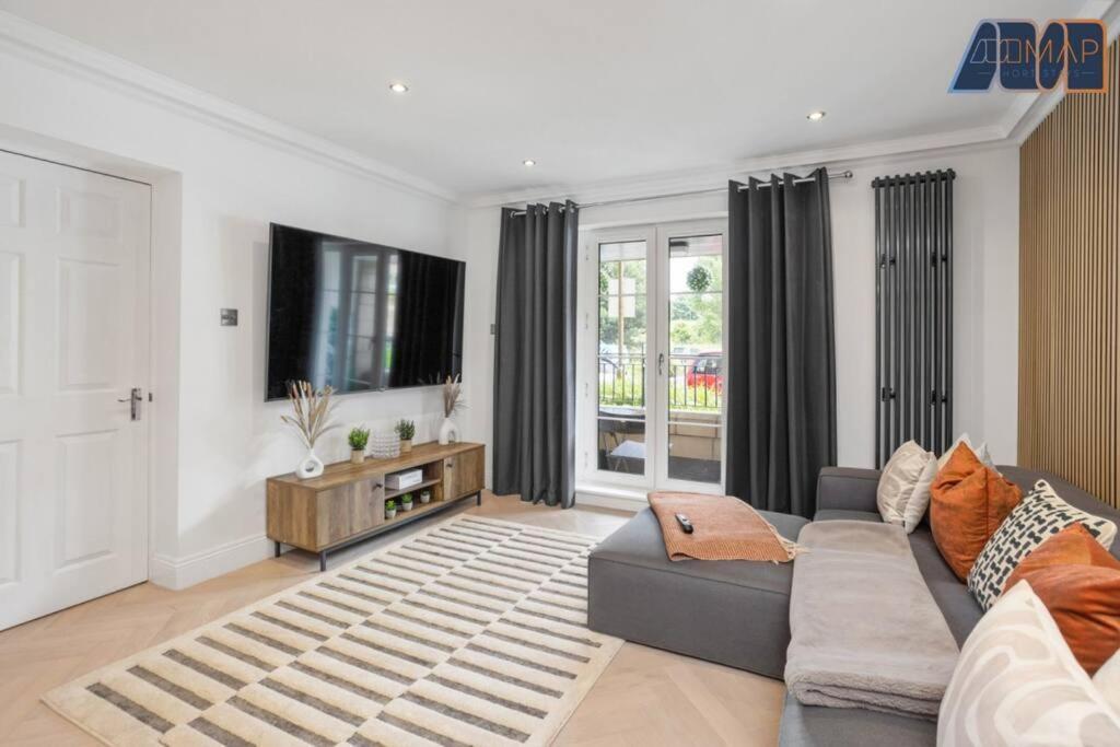 Modern 2 Bed
