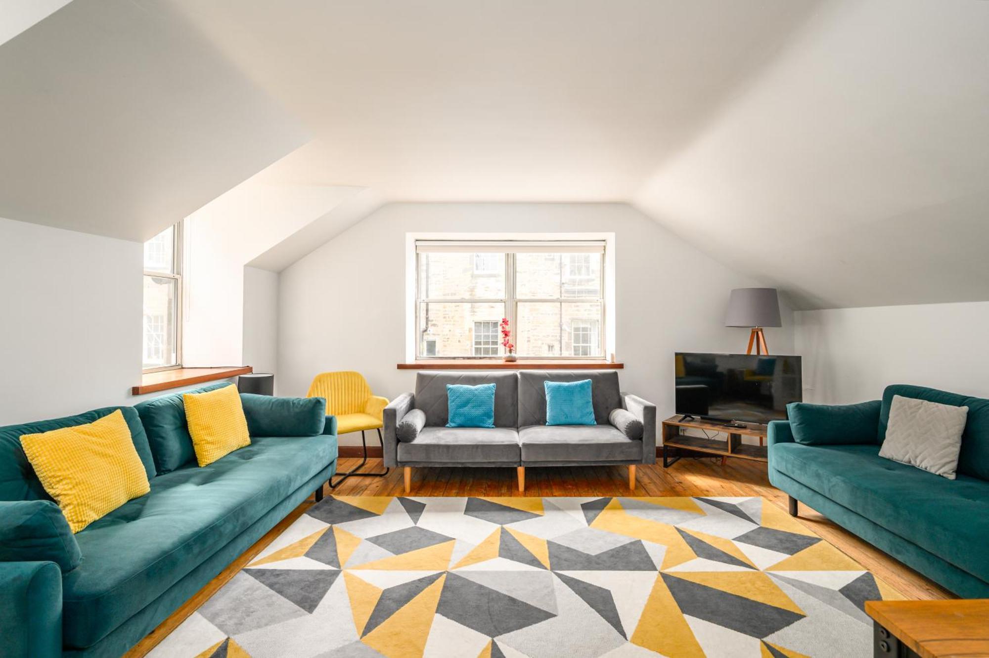 Bright - - Sleeps 10