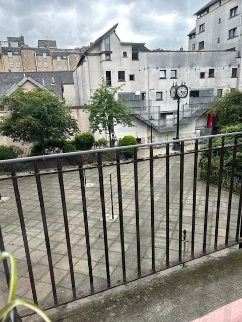 Apartment Royal Mile Tron Square 3 Double Bedrooms Fantastic Location Parking Edinburgh