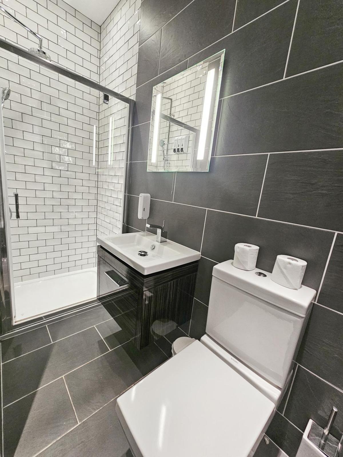 Appartement Spacious 2 Bedroom In The Heart Of New Town