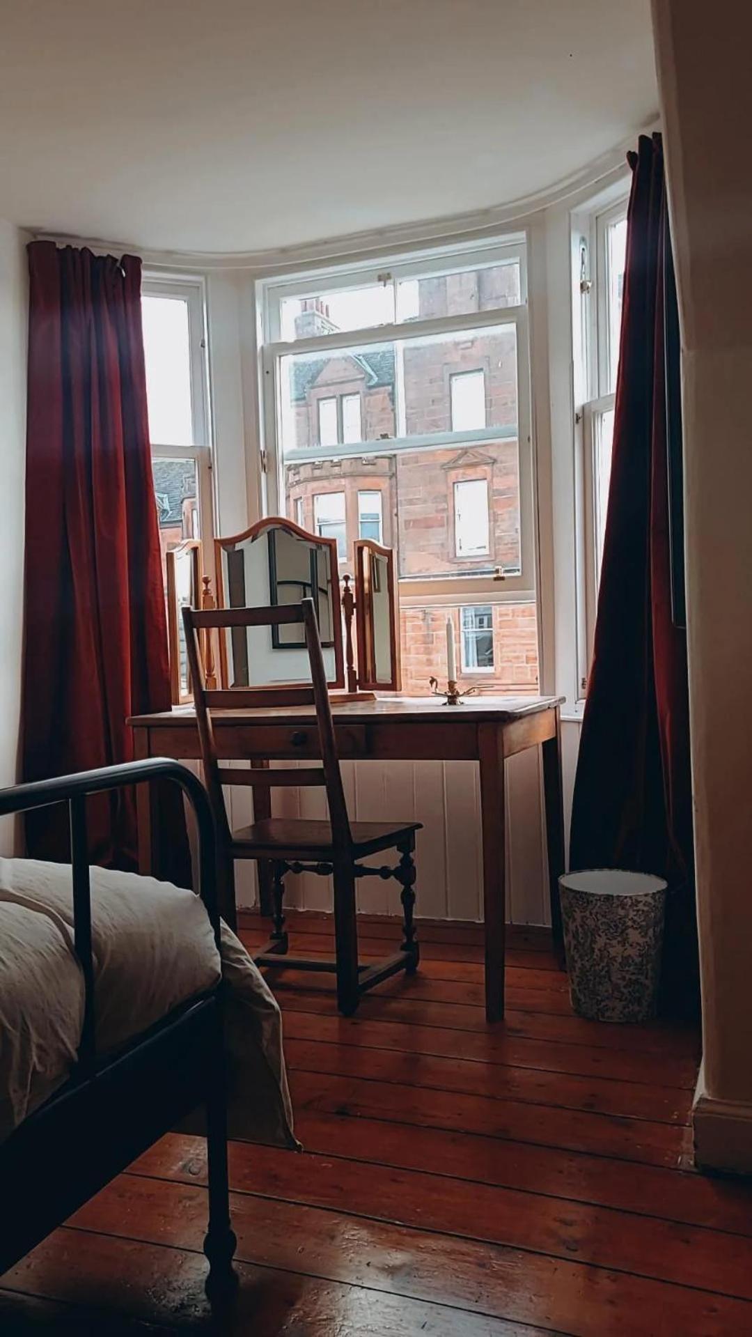 House Of Many Ways Bed & Breakfast *