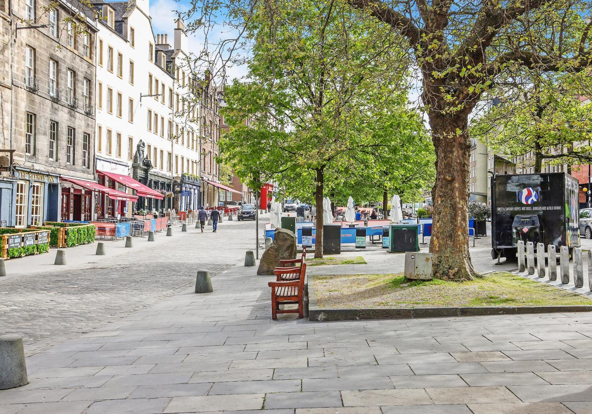 Stylish Mews House Old Town 1-br With Parking * Edinburgh