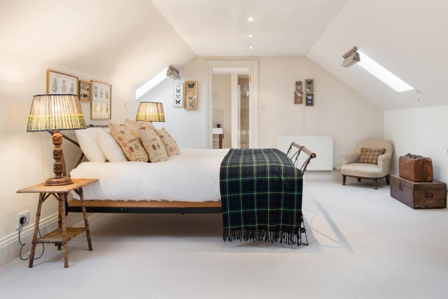 Super - Georgian Double Upper Flat With Castle Views In New Town Apartment *