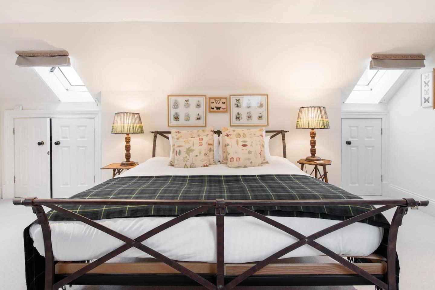 Super - Georgian Double Upper Flat With Castle Views In New Town *