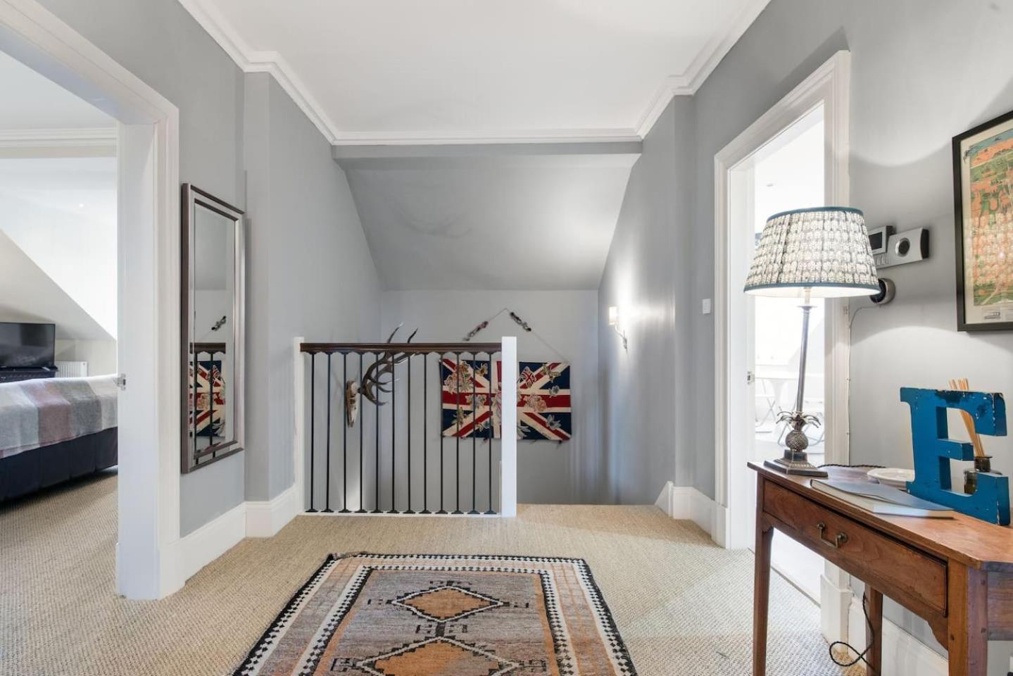 Super - Georgian Double Upper Flat With Castle Views In New Town